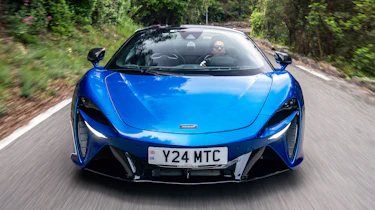 McLaren Artura Spider - full front