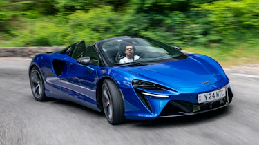 McLaren Artura Spider - front cornering