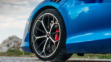 McLaren Artura Spider - wheel