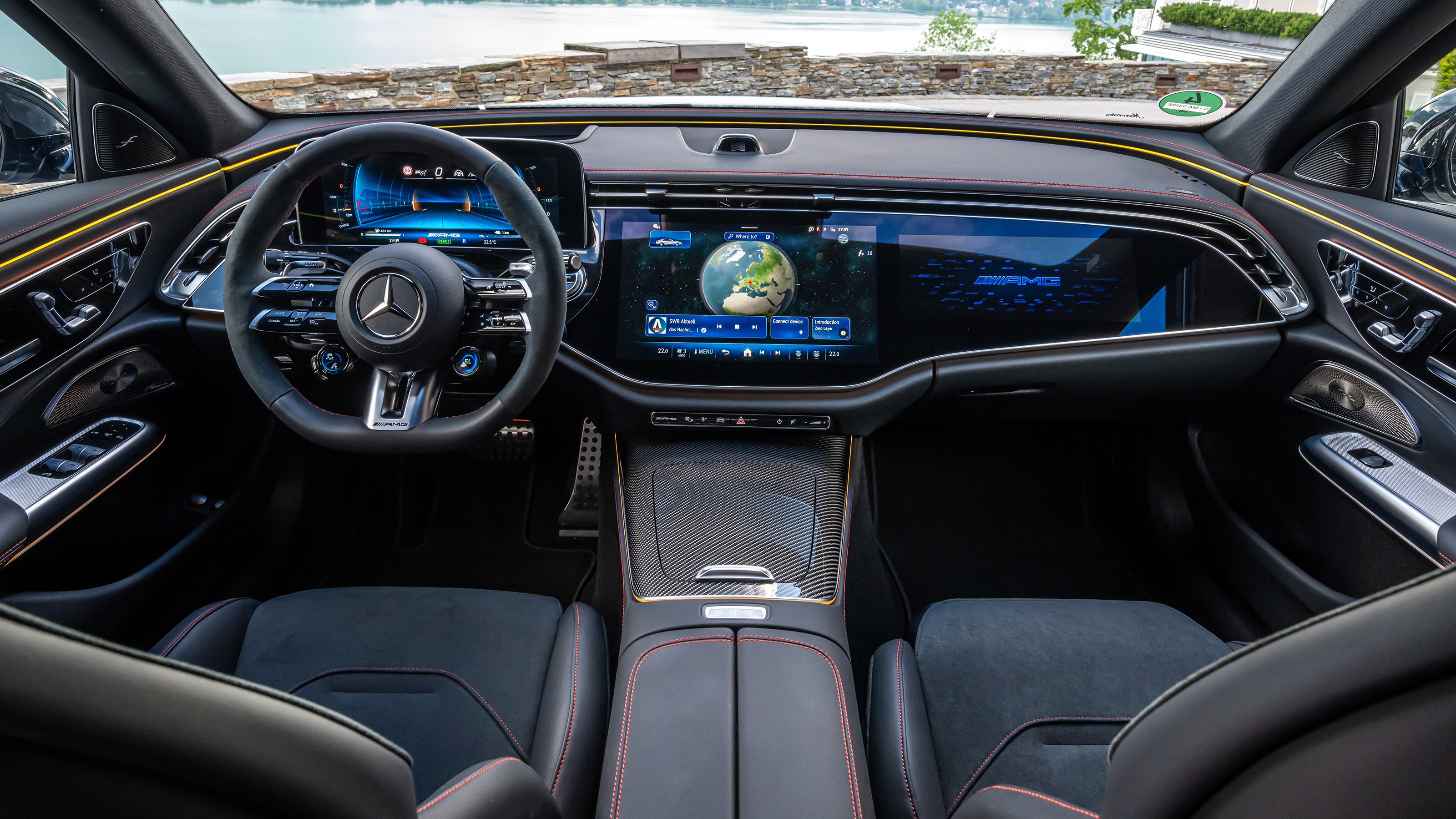 Mercedes-AMG E 53 - dash
