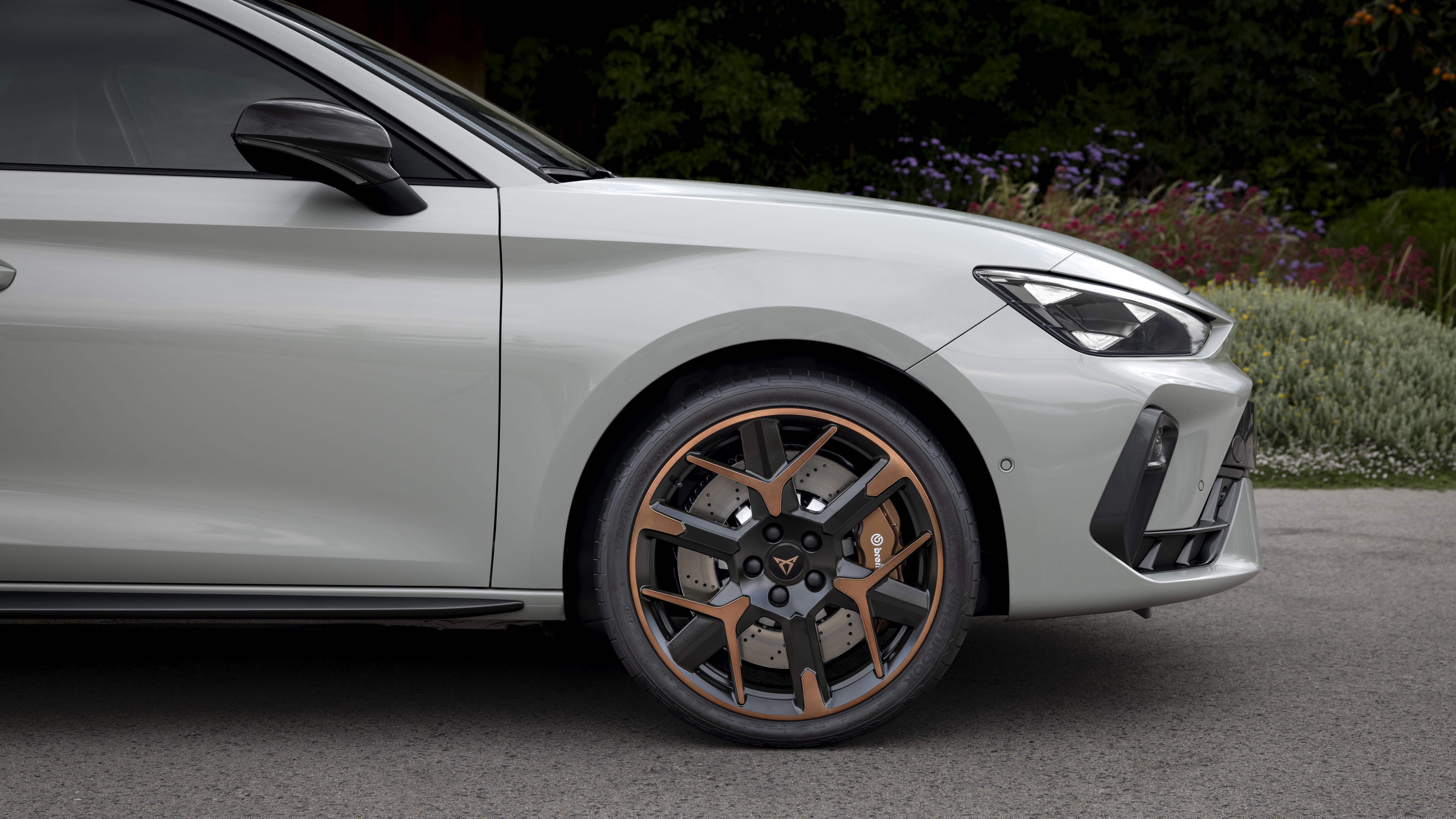 New 2024 Cupra Leon - alloys 