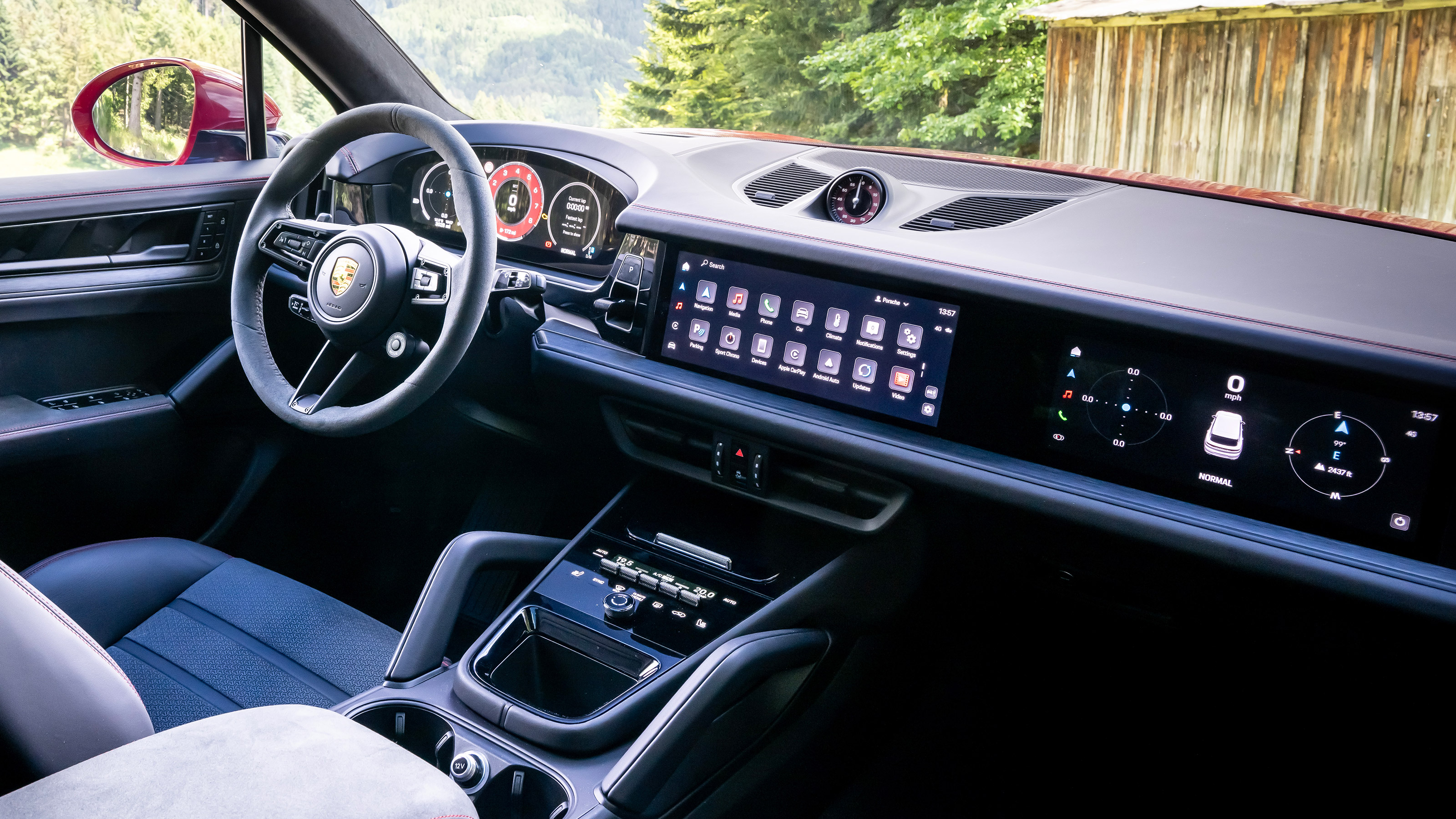Porsche Cayenne GTS - cabin