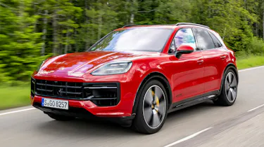 Porsche Cayenne GTS - front