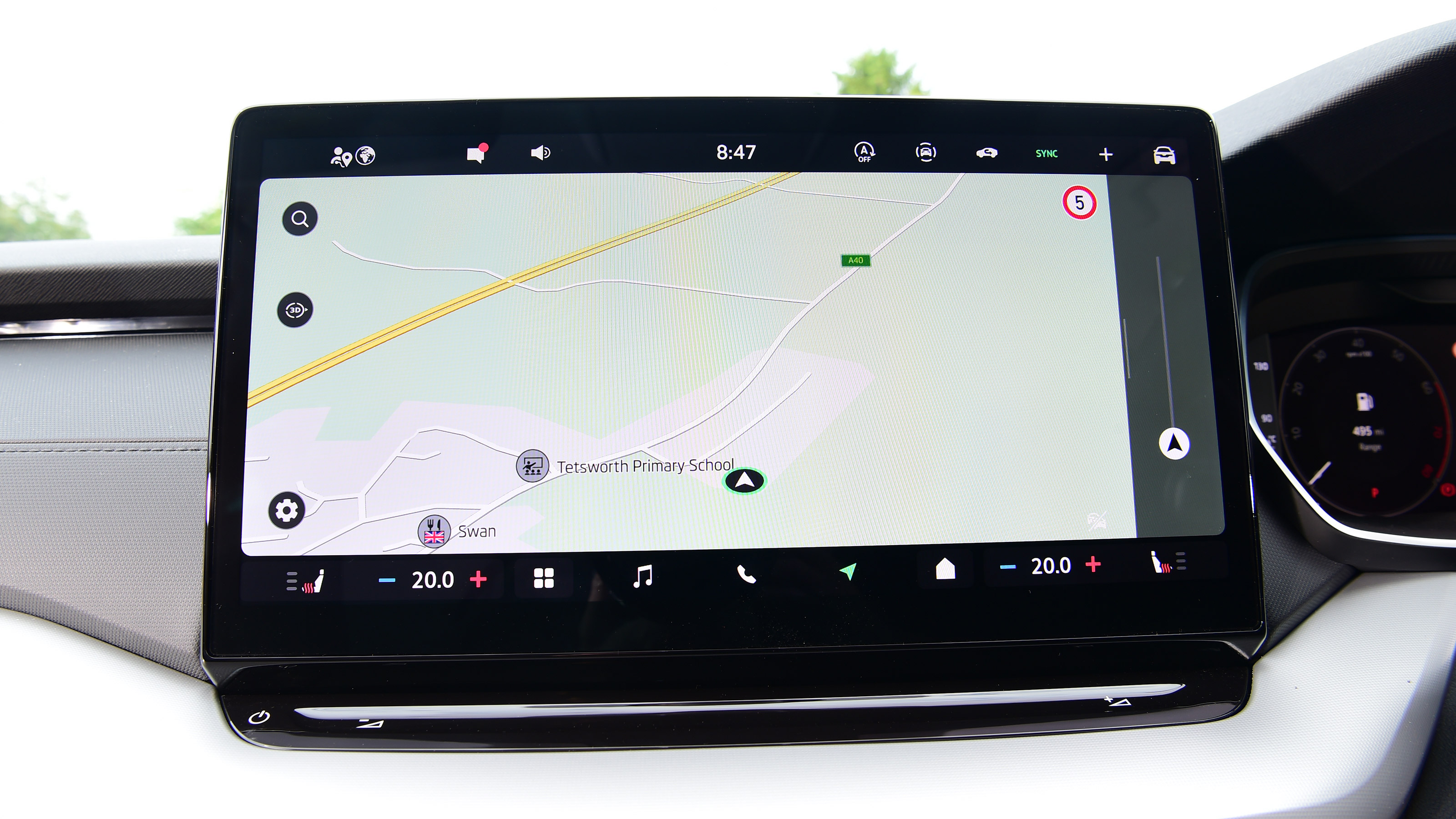 Skoda Octavia UK - screen