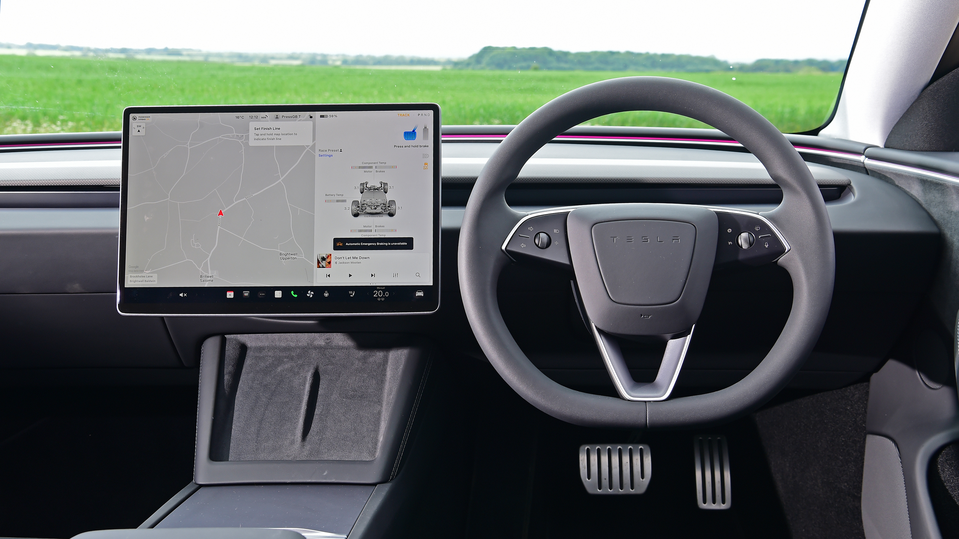 Tesla Model 3 Performance - dashboard