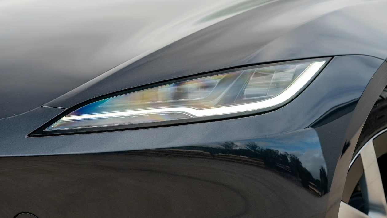 Tesla Model 3 - front light