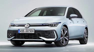New Volkswagen Golf GTE front 3/4