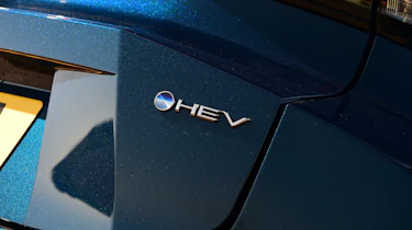 Toyota C-HR Excel - 'HEV' badge