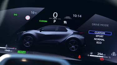 Toyota C-HR Excel - dashboard screen