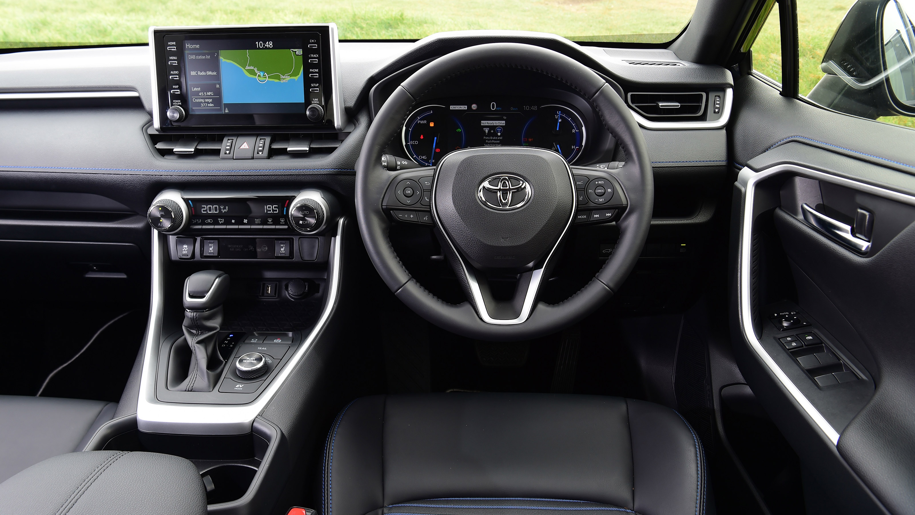 Toyota RAV4 Mk5 - dash