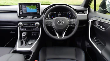 Toyota RAV4 Mk5 - dash