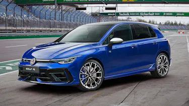 Volkswagen Golf R - front