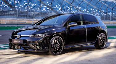Volkswagen Golf R Black Edition - front