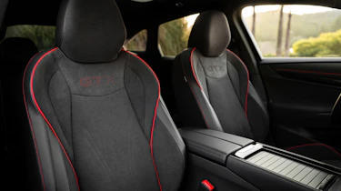 Volkswagen ID7 GTX - front seats