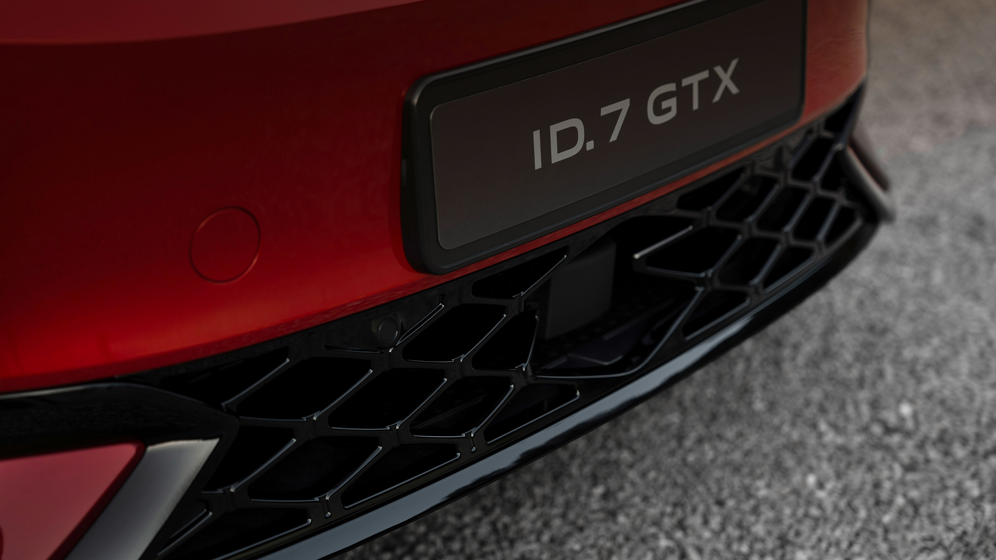 Volkswagen ID7 GTX - front detail