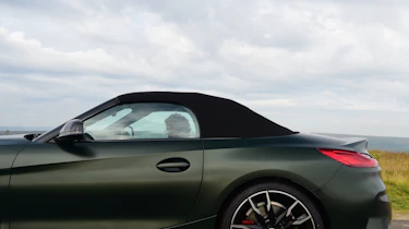 BMW Z4 M40i Handschalter - roof (closed)