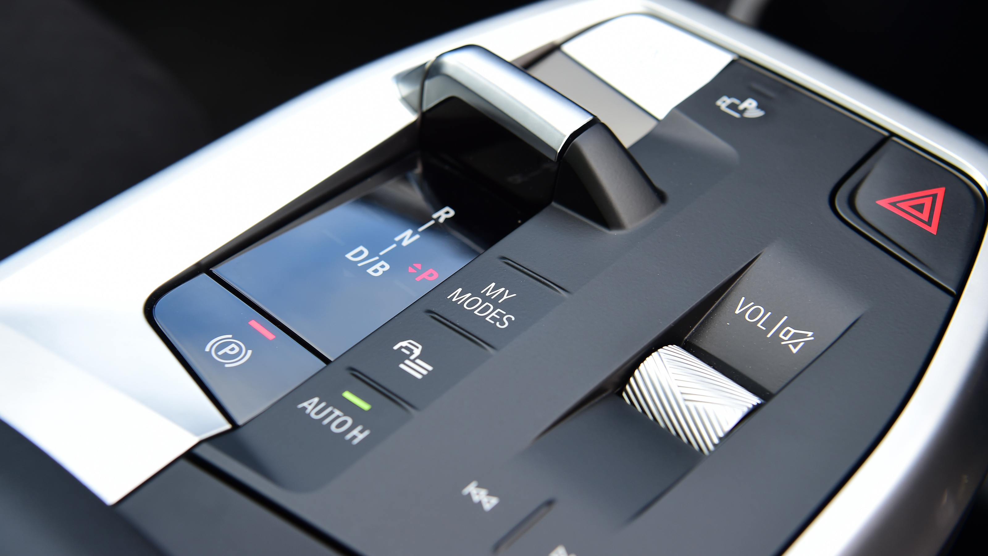 BMW iX1 - gear selector