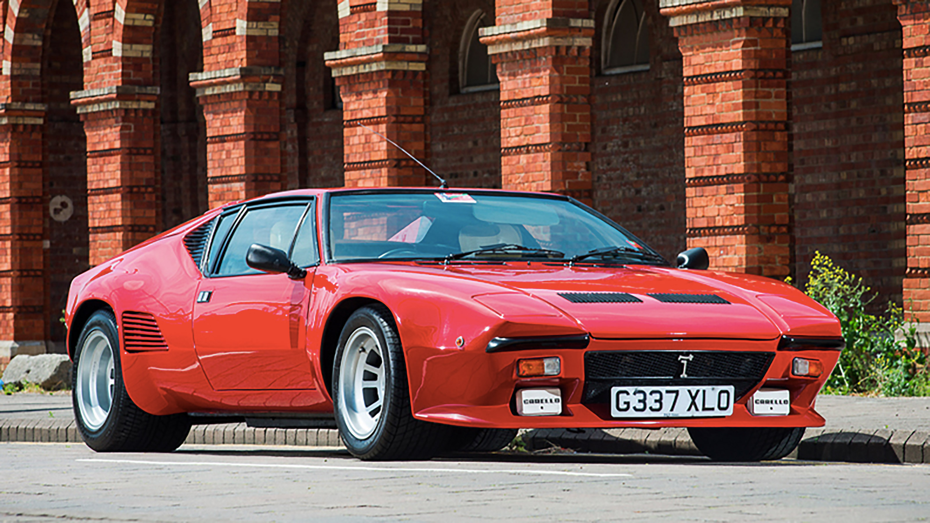 DeTomaso Pantera
