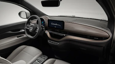 Fiat 500e Giorgio Armani - interior