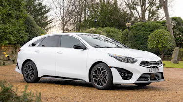 Kia Proceed Mk3 - front