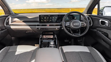 Kia Sorento Hybrid - dash