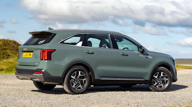 Kia Sorento Hybrid - rear static