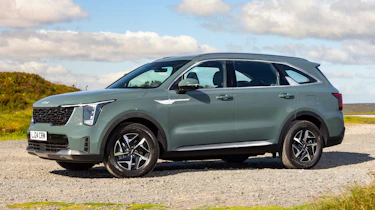 Kia Sorento Hybrid - front static