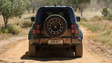 Land Rover Defender Octa - full rear