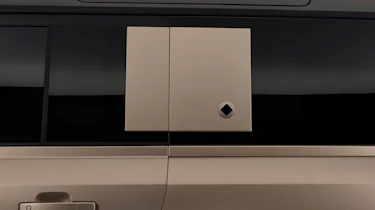 Land Rover Defender Octa - side badge