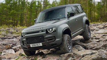 Land Rover Defender Octa - front static