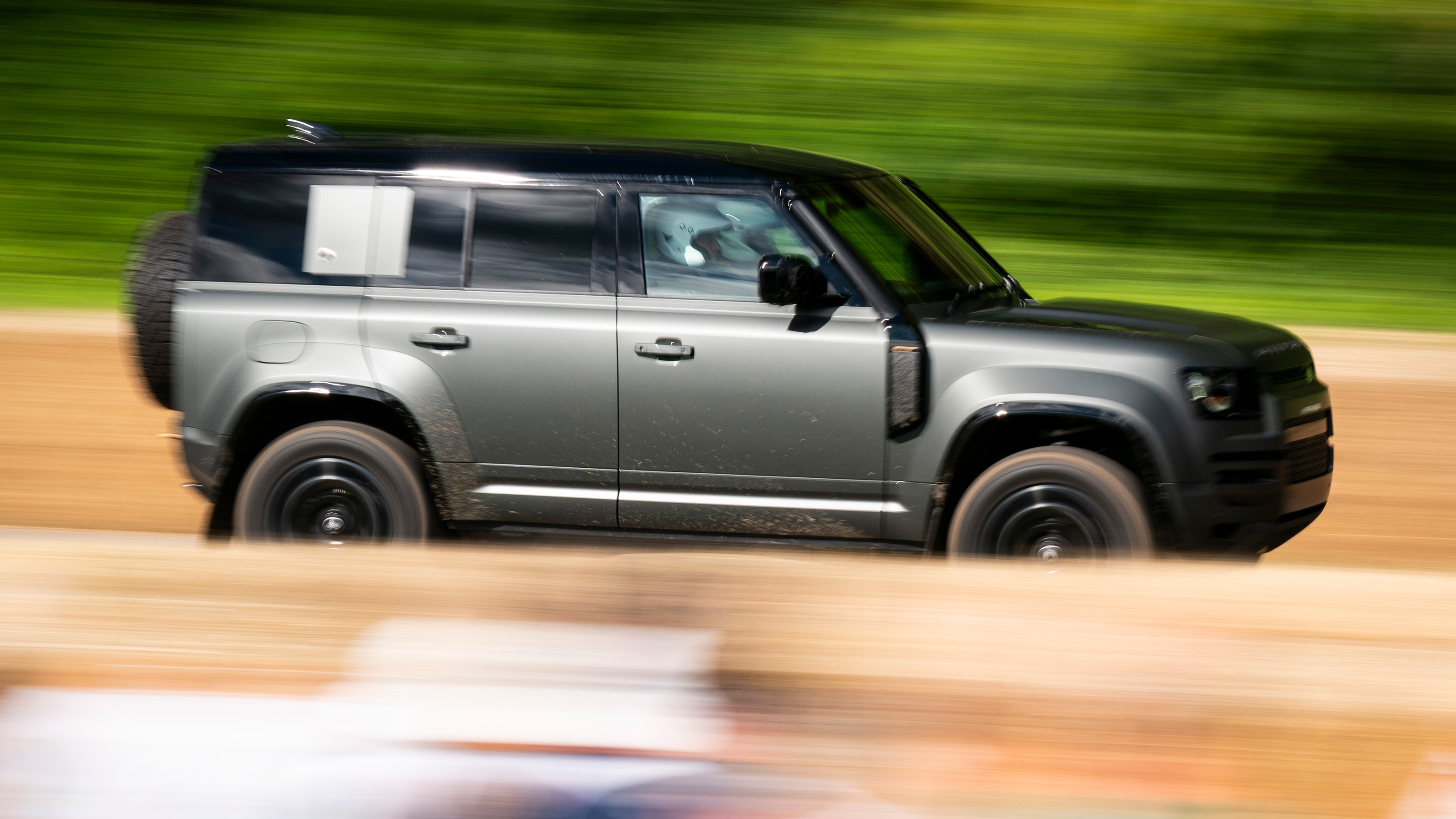 Land Rover Defender OCTA - side action