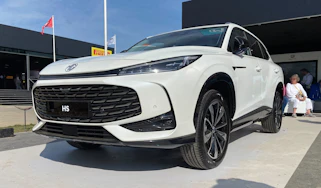 MG HS on display at Goodwood Festival of Speed 2024 - front static