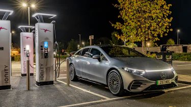 Mercedes EQS - charging