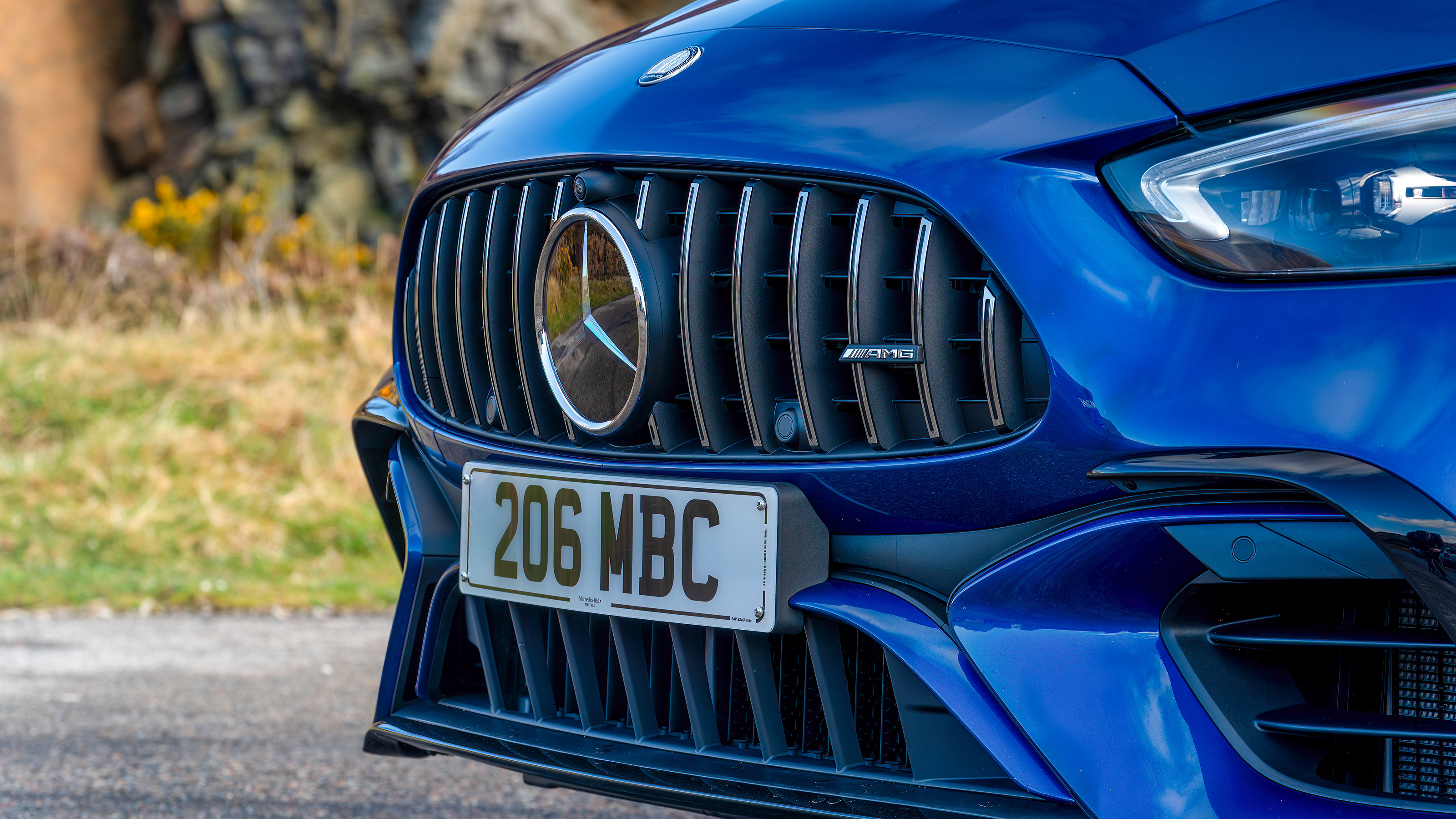 Mercedes-AMG C 63 S E Performance - front detail
