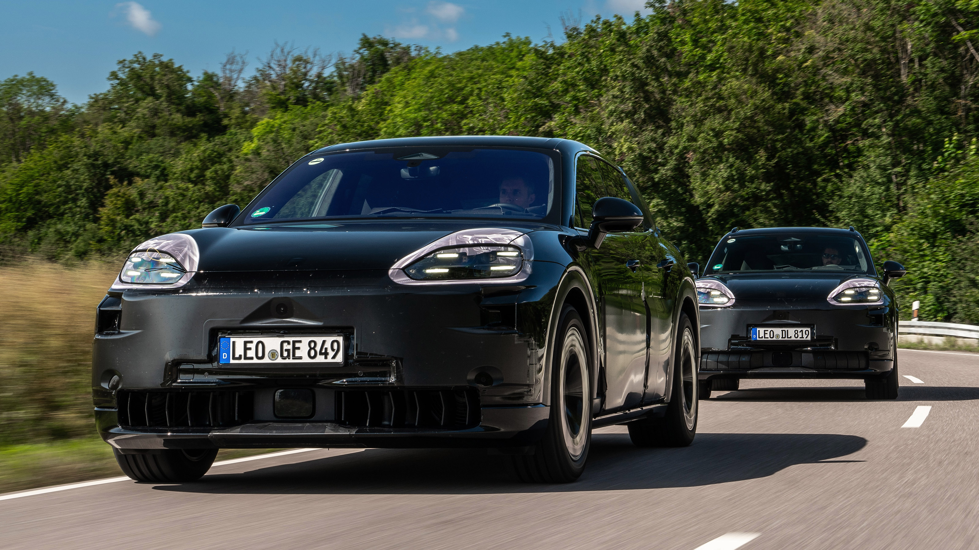 Porsche Cayenne Electric - front testing