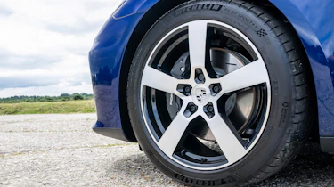 Porsche Panamera 2024 - wheel
