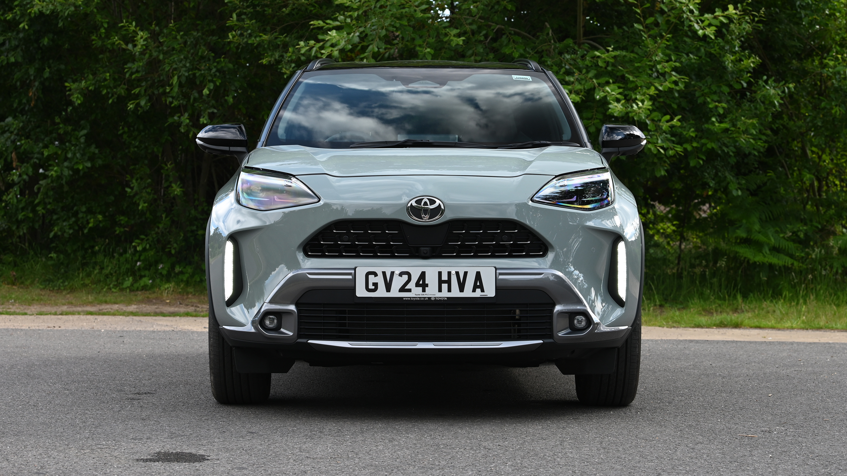 Toyota Yaris Cross - front static