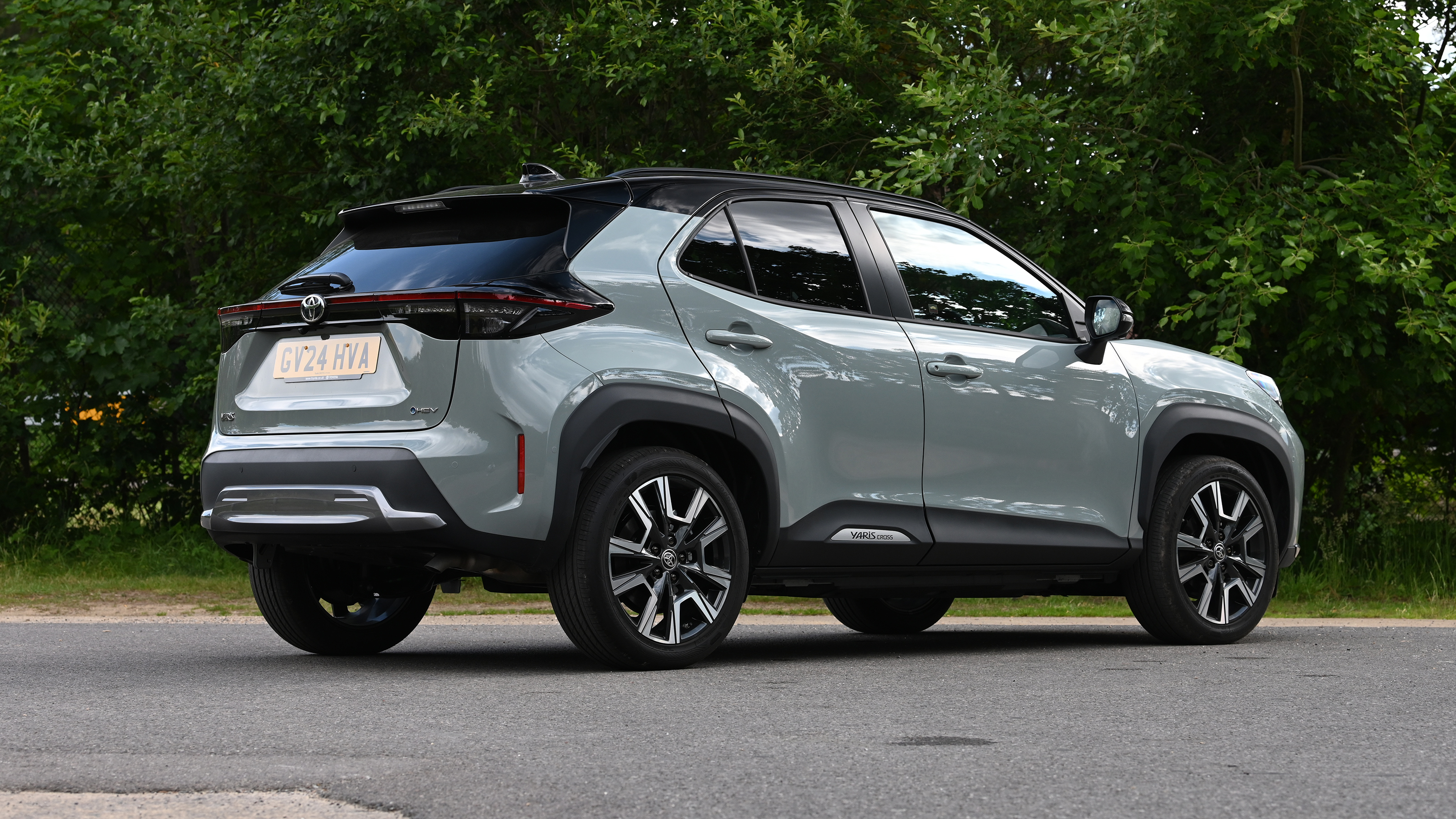 Toyota Yaris Cross - rear 3/4 static