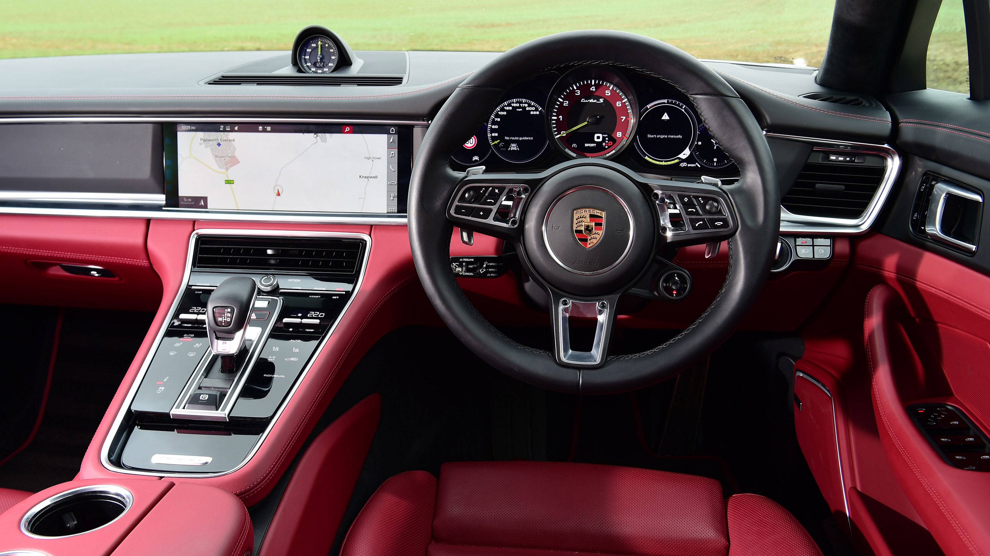 Used Porsche Panamera Mk2 - dash