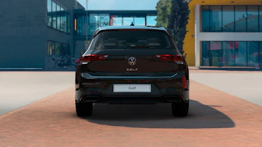 Volkswagen Golf Black Edition - rear