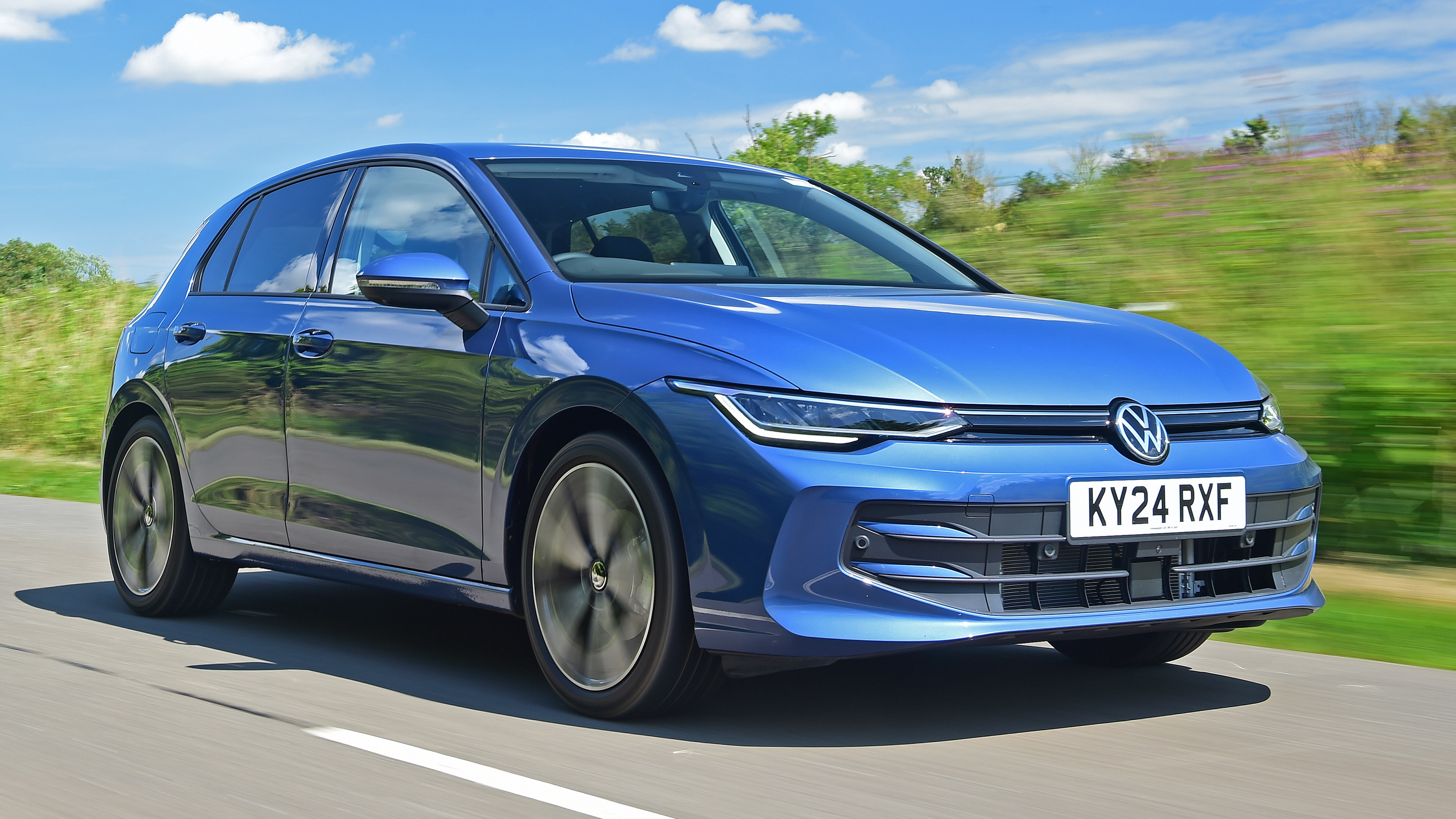 Volkswagen Golf facelift 2024 UK - front