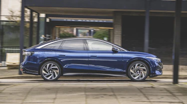 Volkswagen ID.7 Pro S Match - side static