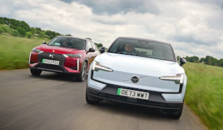 Volvo EX30 vs DS 3 E-Tense - Volvo and DS front tracking