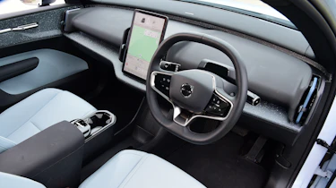 Volvo EX30 vs DS 3 E-Tense - Volvo EX30 interior