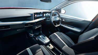 Vauxhall Frontera - interior