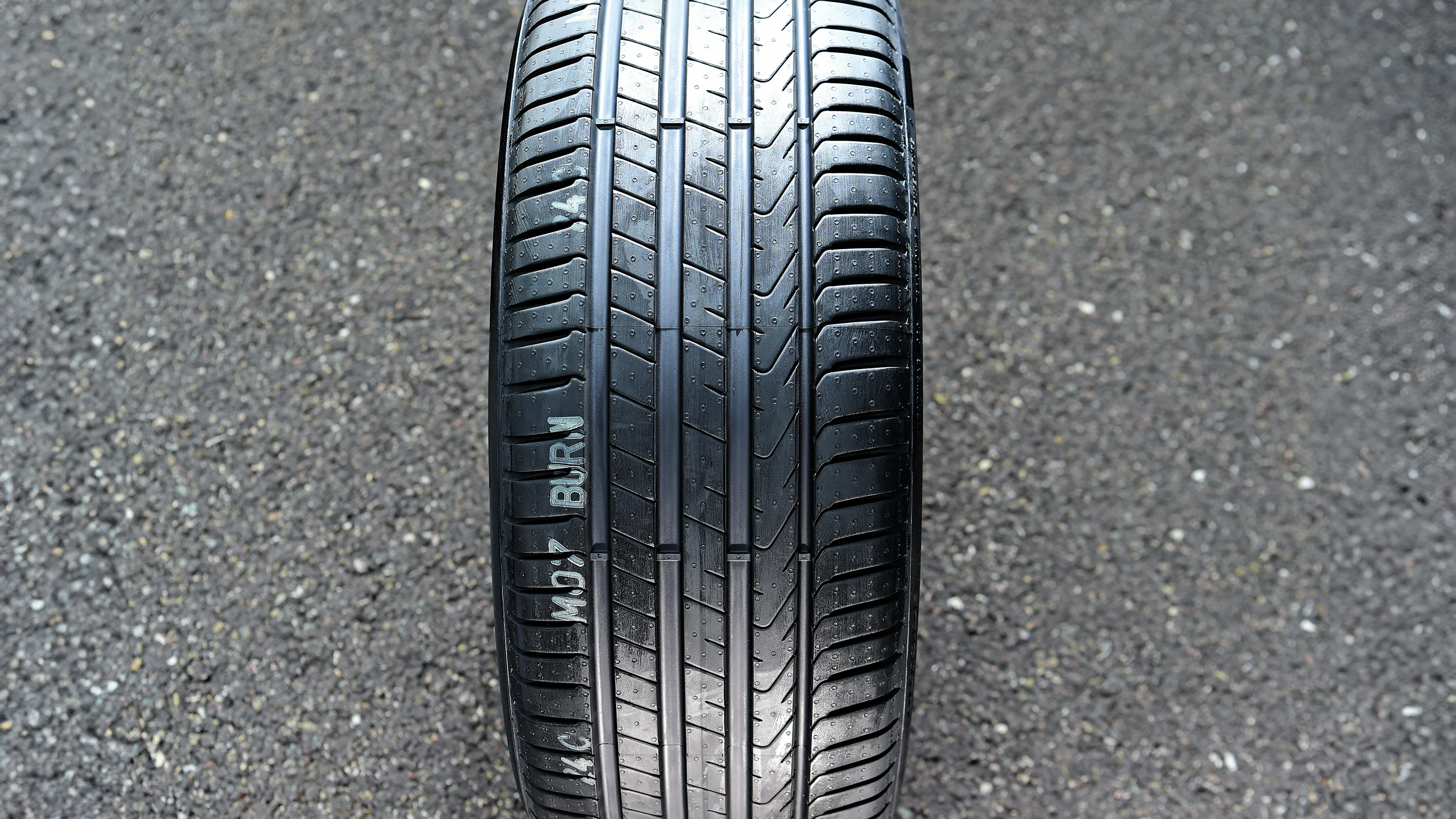 Auto Express Tyre Test 2024 - Pirelli Cinturato