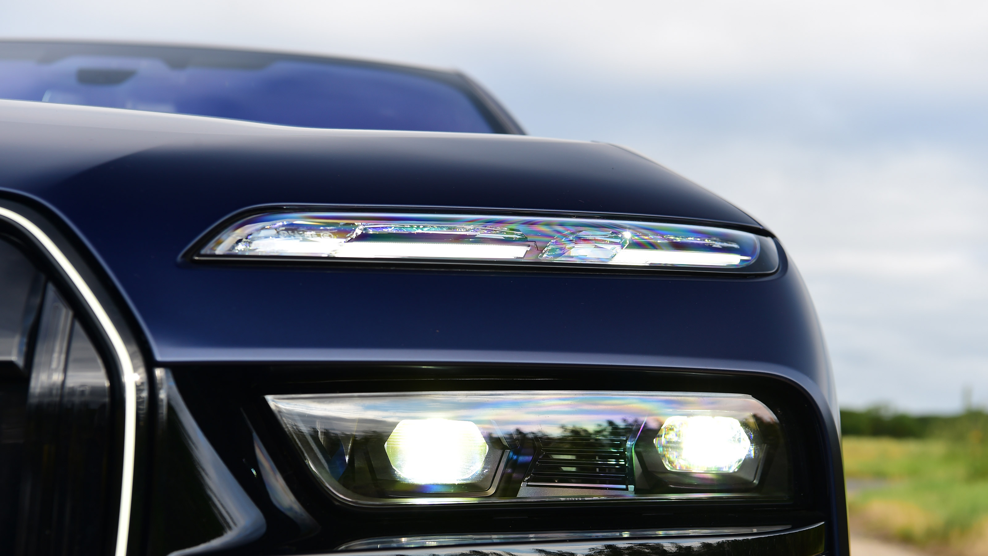 BMW i7 - front light