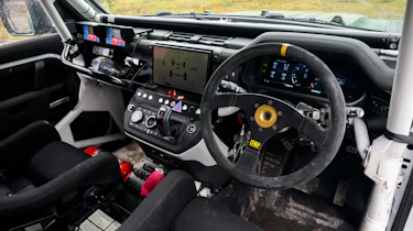 Bowler Defender - dash
