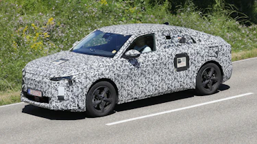 DS flagship SUV (camouflaged test car) - front cornering