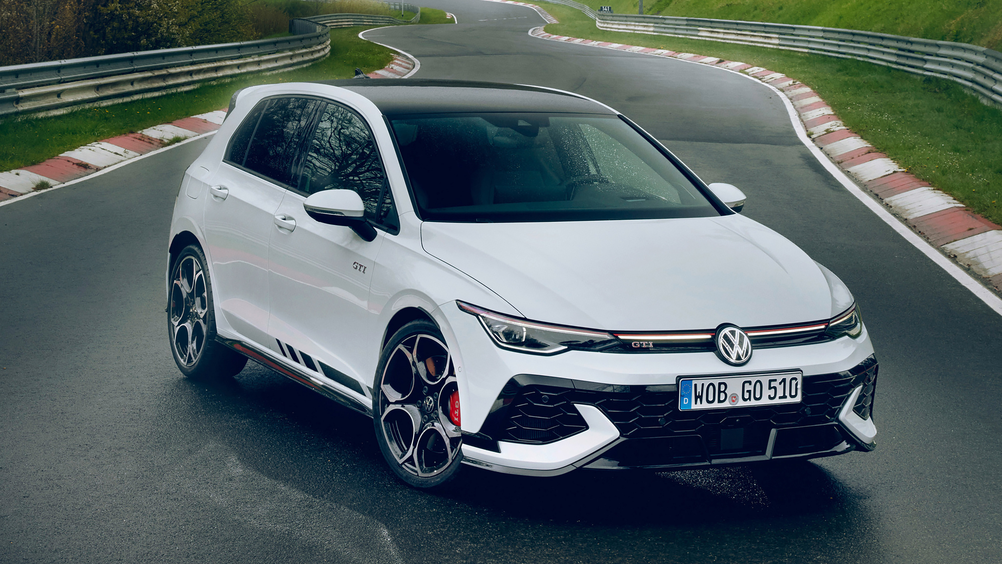 Golf GTI Clubsport - front 3/4